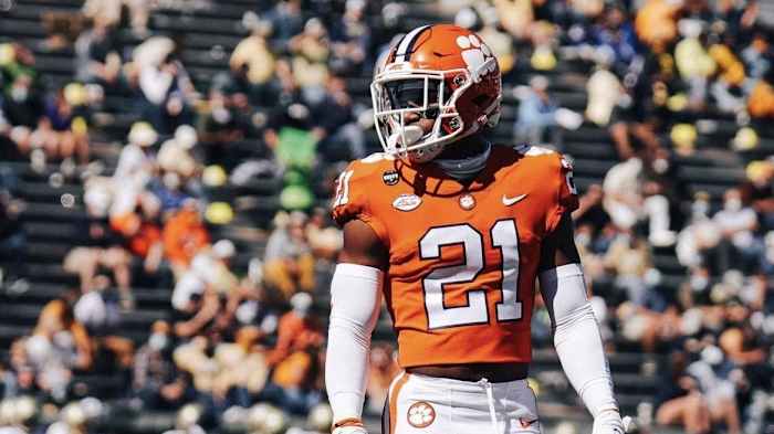 Clemson Tigers defensive back Malcolm Greene announces transfer to the Virginia Cavaliers football program.